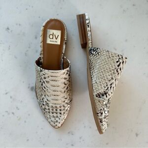 NWOB/NWOT Dolce Vita Itzel Studded Snake Print Slip-On Mule